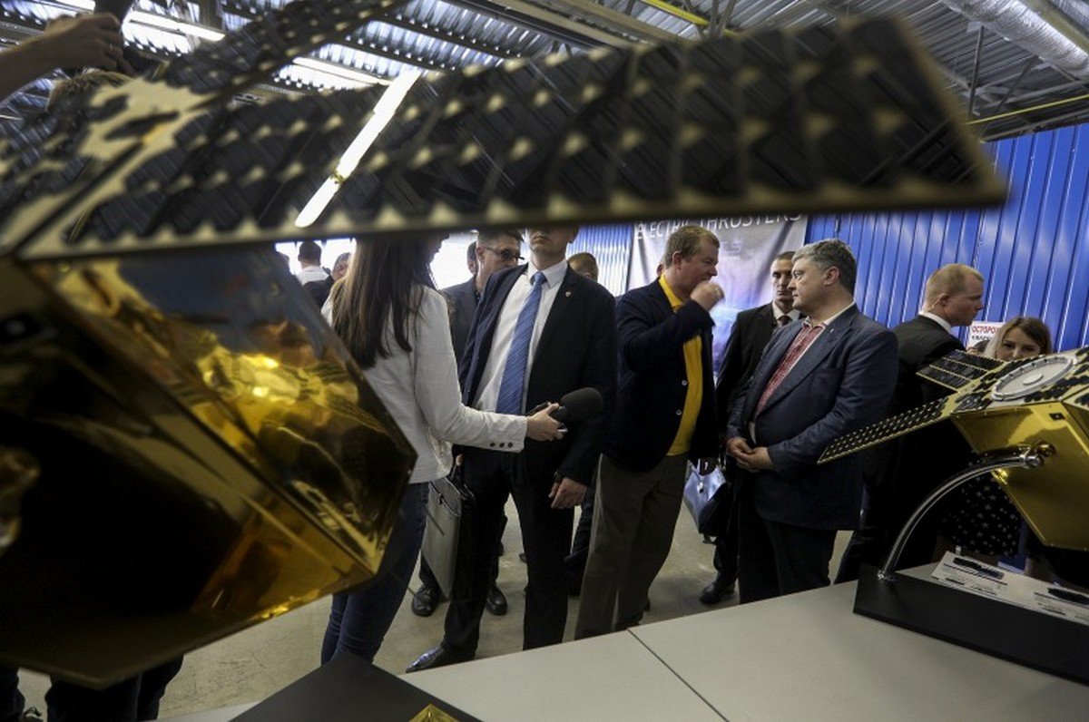 Возобновление работы такого предприятия поможет сделать аэрокосмическую индустрию в стране более развитой