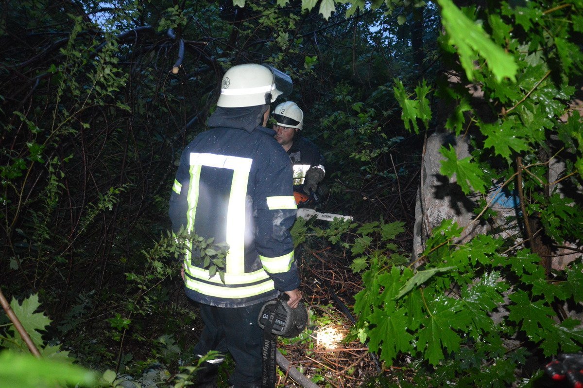 Пожар возник в заброшенном здании