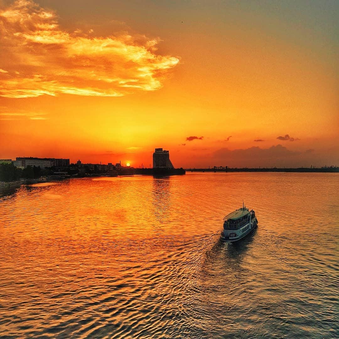 Город засыпает. Фото: deniska_ua