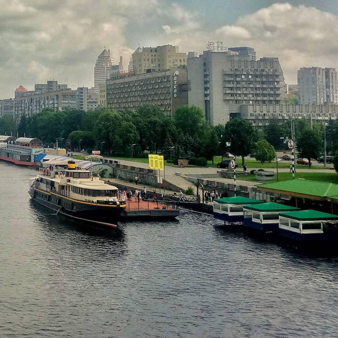 Время выходить из дому. Фото: vadyamark