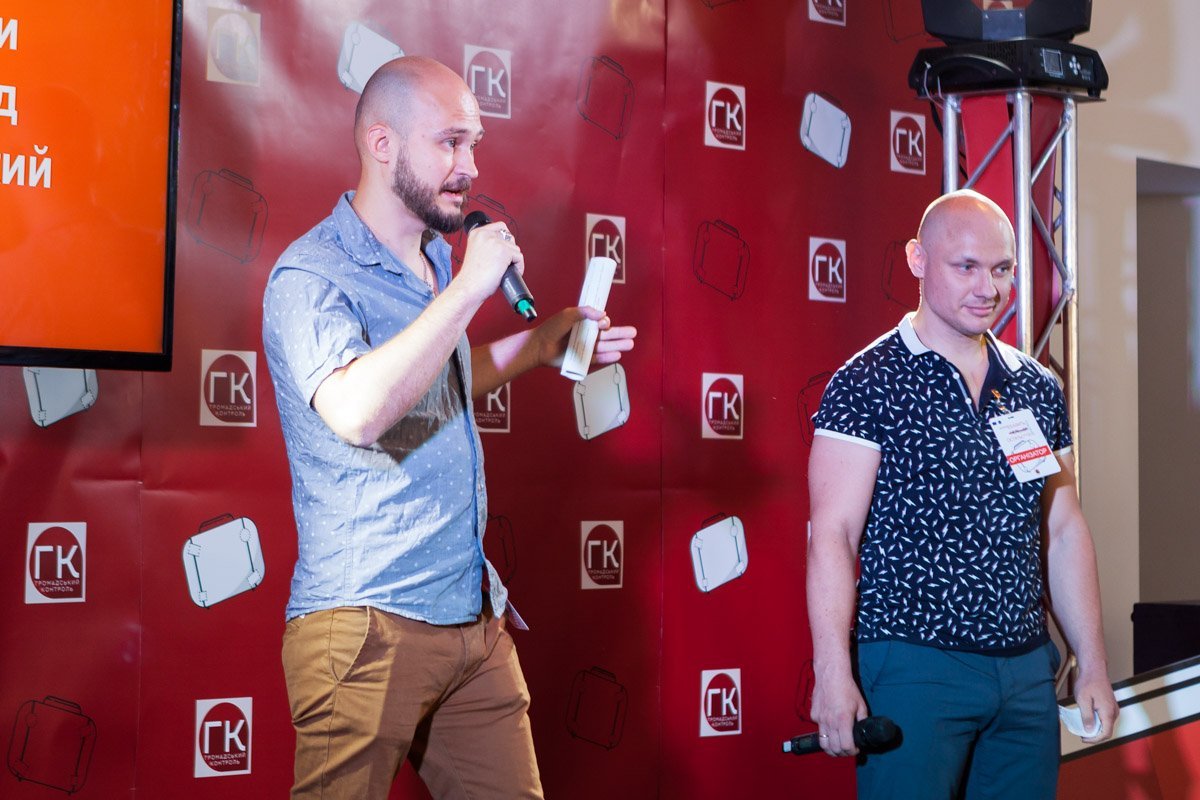 Первые спикеры: Евгений Крекотень и Дмитрий Кошка Первые спикеры: Евгений Крекотень и Дмитрий Кошка