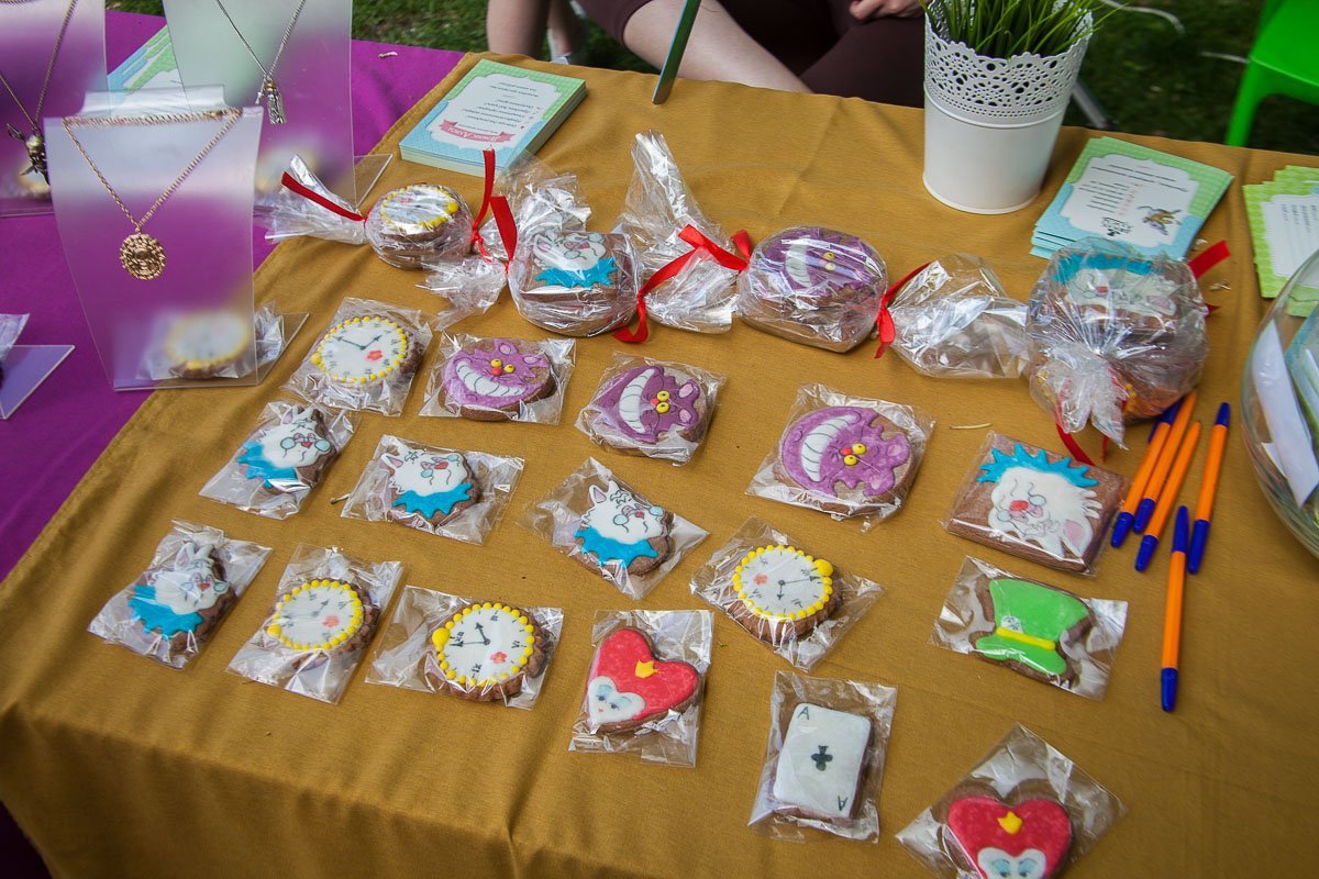 Время провалиться в кроличью нору