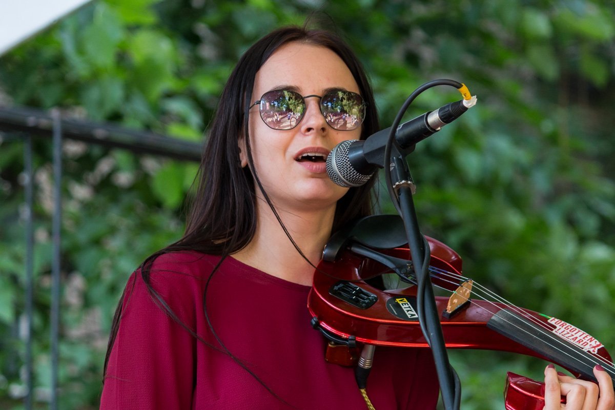 Виктория Анкудинова - участница группы Vetka Виктория Анкудинова - участница группы Vetka