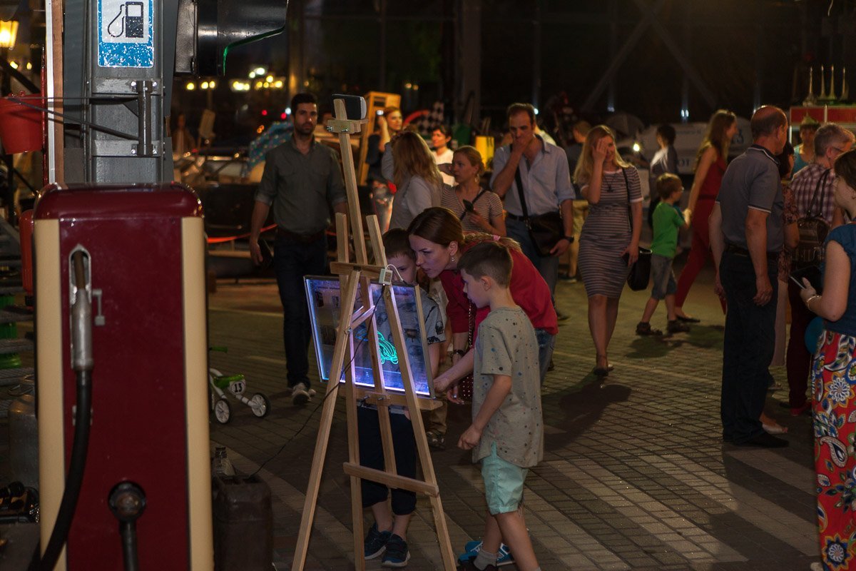 Неизвестно, кому здесь было интереснее - взрослым или детям Неизвестно, кому здесь было интереснее - взрослым или детям