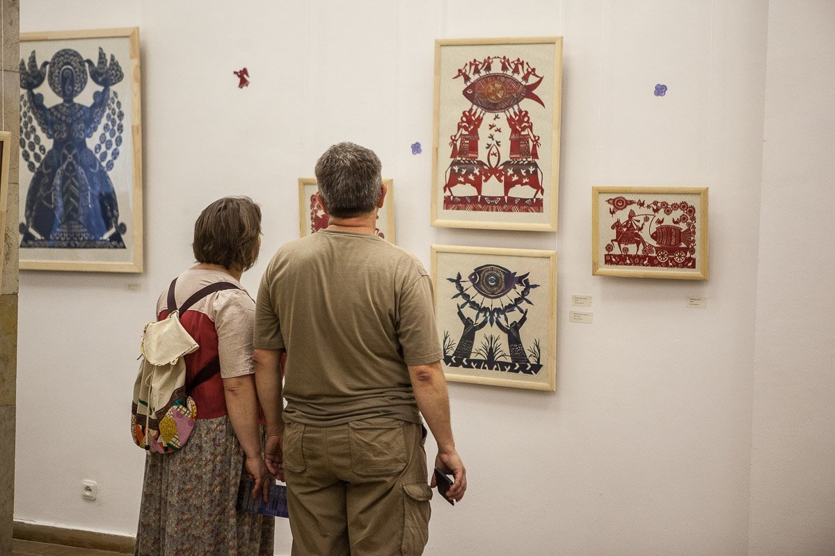 В этот день в музее можно было бесплатно наслаждаться выставками с 17:00 до 20:00 В этот день в музее можно было бесплатно наслаждаться выставками с 17:00 до 20:00