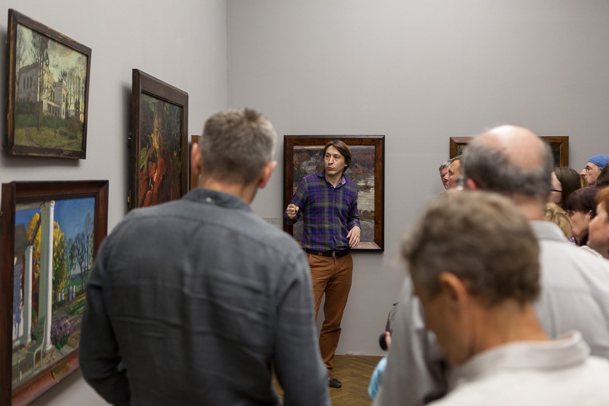 Людей здесь было не так много, как в других музеях Людей здесь было не так много, как в других музеях