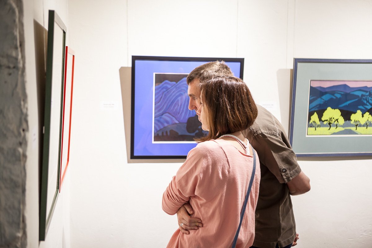 Каждого гостя в этот день бесплатно угощали чашкой кофе или чая Каждого гостя в этот день бесплатно угощали чашкой кофе или чая