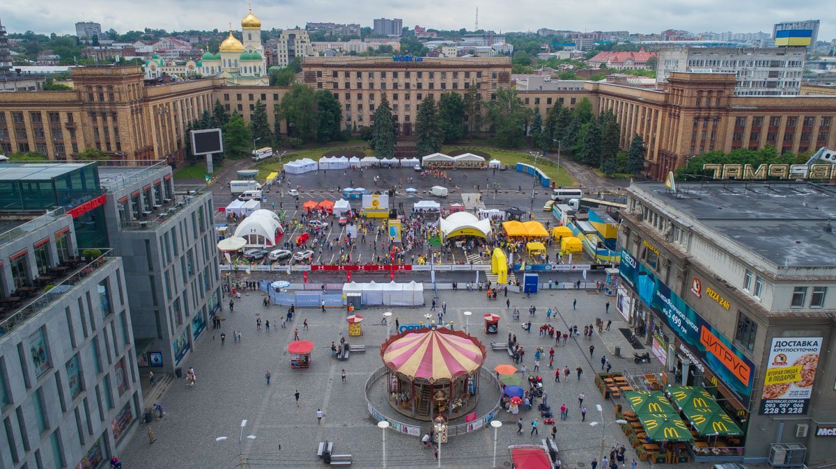Палаточный городок на площади Героев Майдана
