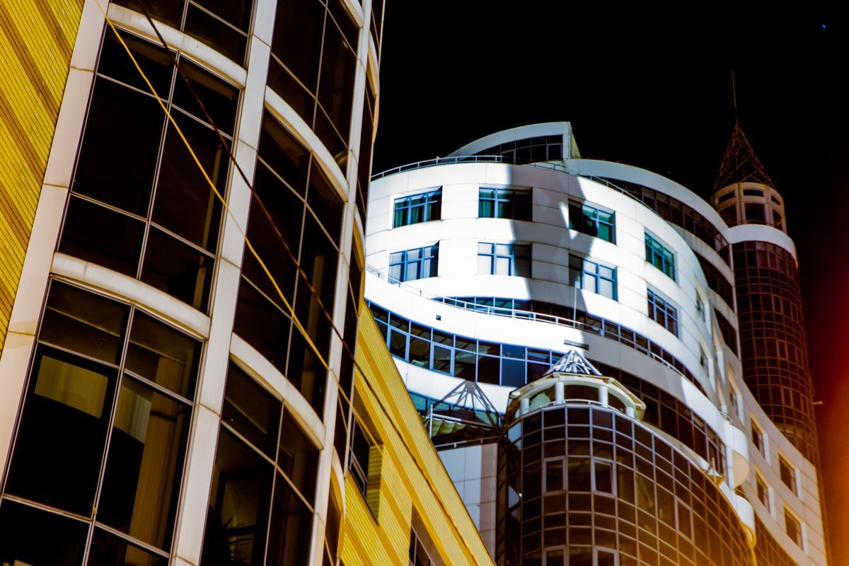 Мягкие изгибы фасадов очаровывают Мягкие изгибы фасадов очаровывают