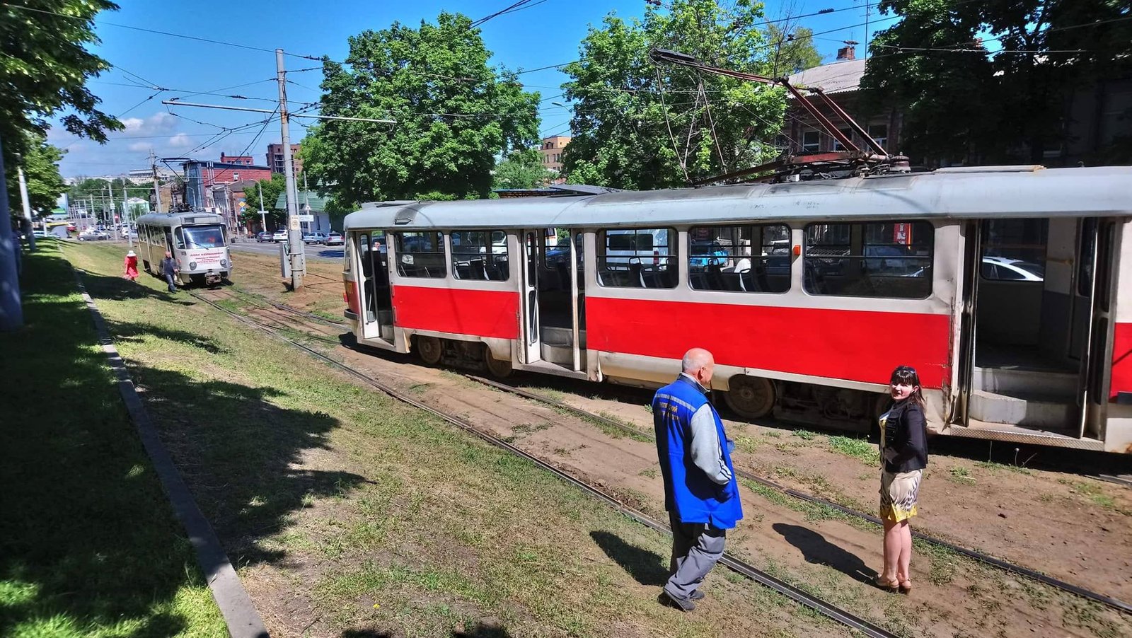 22 мая, около 10:55, на улице Святослава Храброго сошел с рельсов трамвай №5