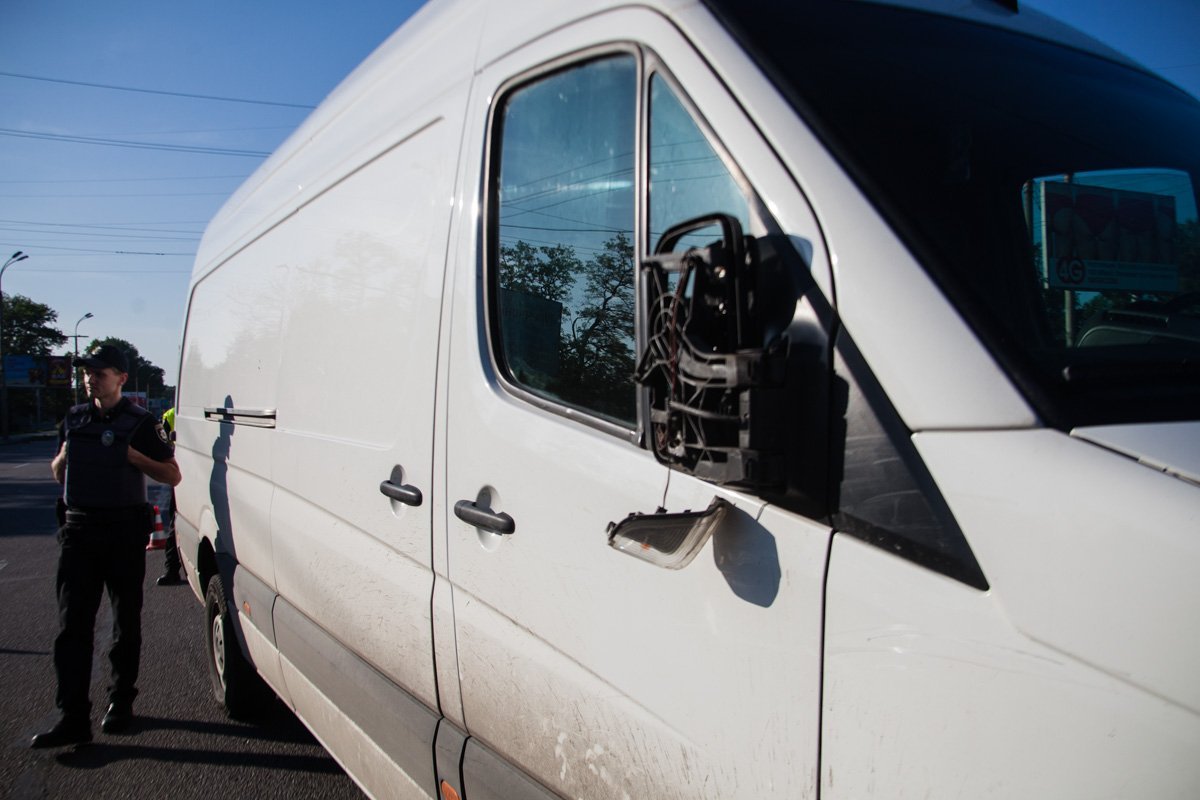 22 мая около 17:45 на Запорожском шоссе водитель Volkswagen сбил велосипедиста 22 мая около 17:45 на Запорожском шоссе водитель Volkswagen сбил велосипедиста