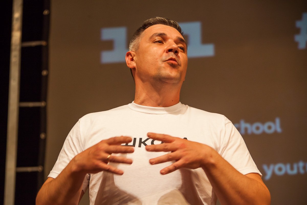 Дочь Романа Лукьянова в реальной жизни тоже зовут Ника Дочь Романа Лукьянова в реальной жизни тоже зовут Ника