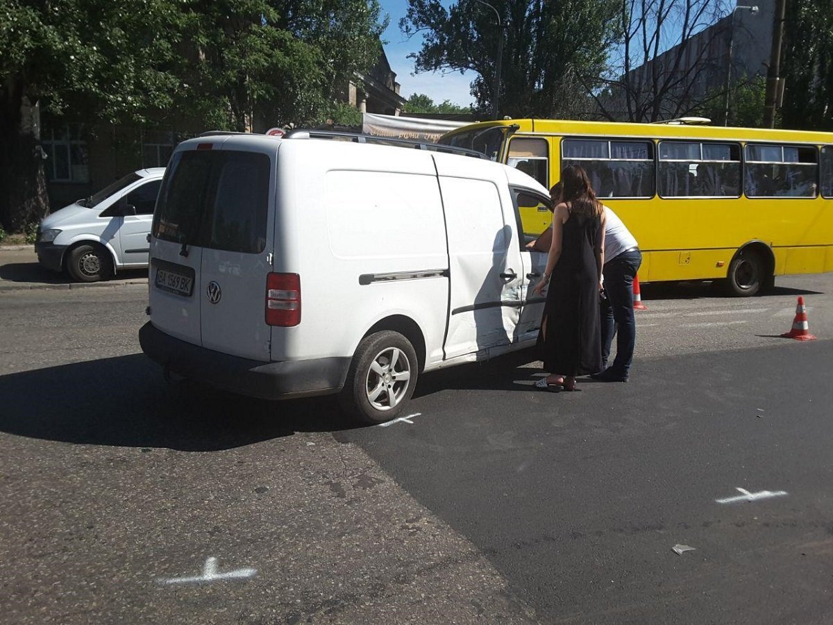 В результате аварии пострадавших нет В результате аварии пострадавших нет