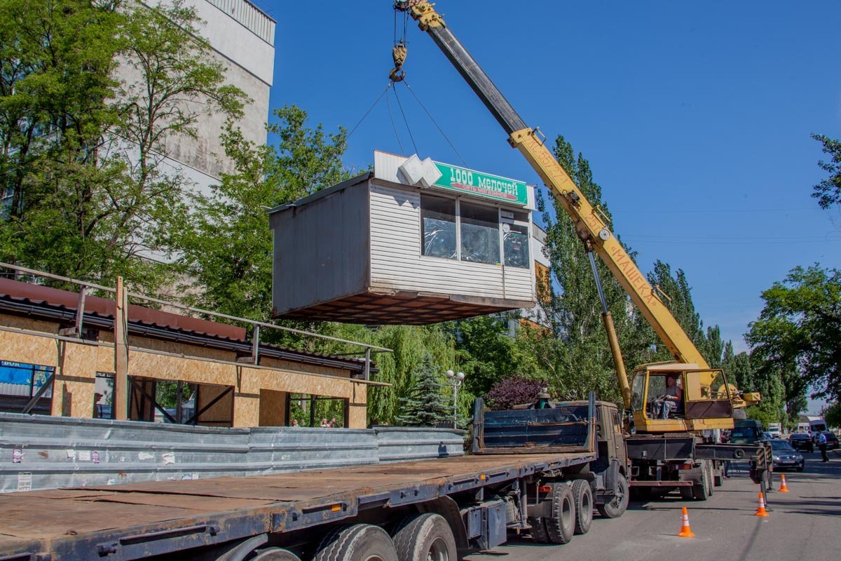 Киоск снесли буквально за десять минут