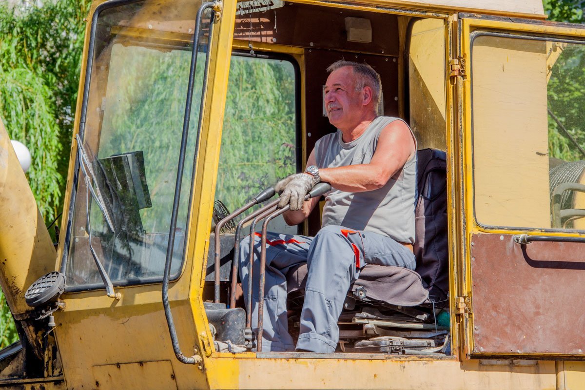 Получает искреннее удовольствие от своей работы