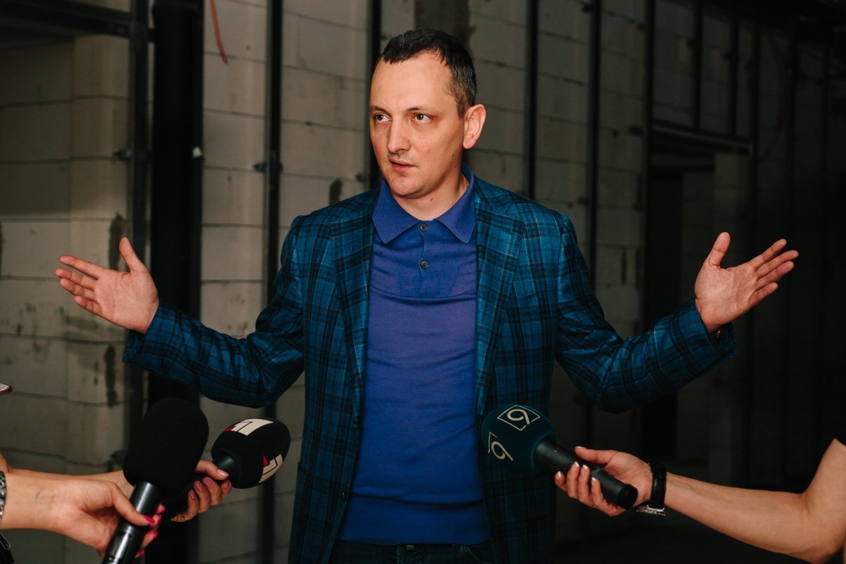 Юрий Голик рассказывает о том, как продвигаются работы Юрий Голик рассказывает о том, как продвигаются работы