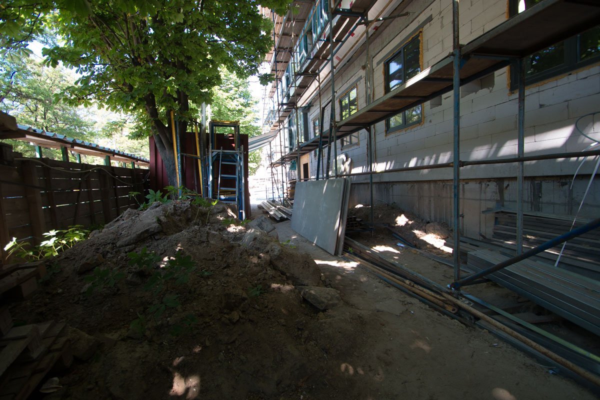 Стройка идет полным ходом Стройка идет полным ходом