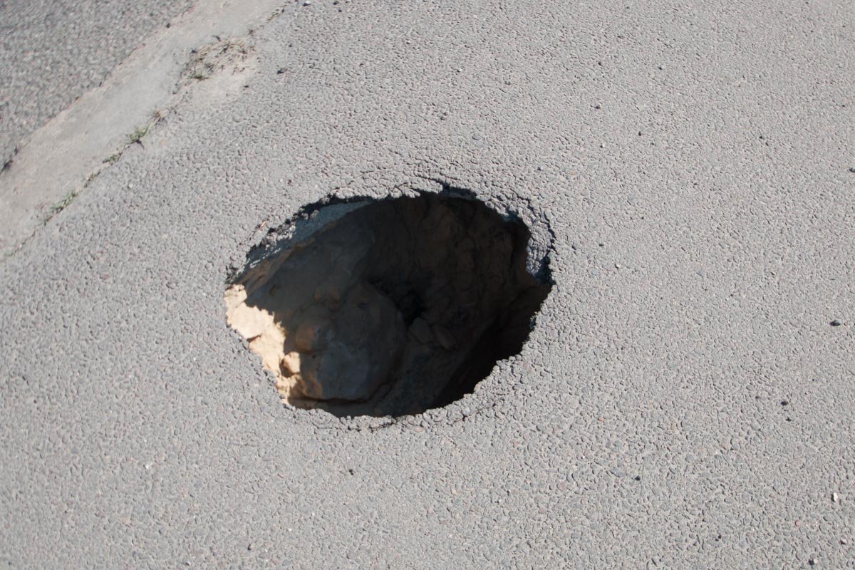 Так выглядит провал в памяти коммунальщиков на счет ремонта дорог Так выглядит провал в памяти коммунальщиков на счет ремонта дорог