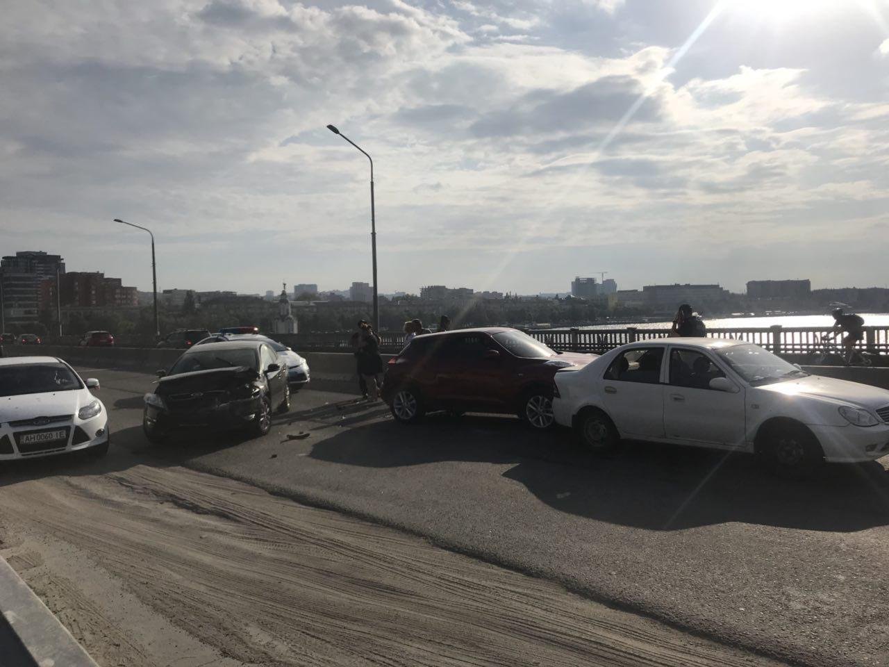Предварительно, в ДТП пострадал один человек Предварительно, в ДТП пострадал один человек