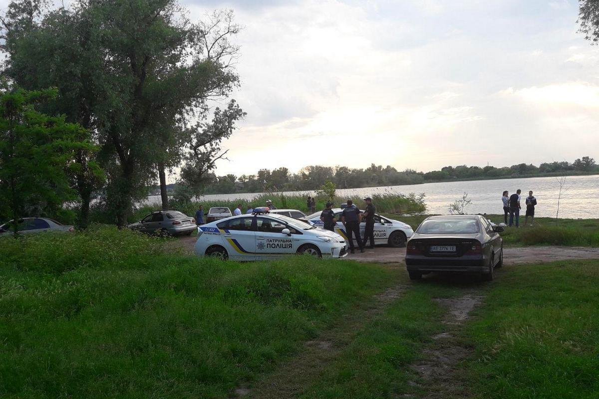 На месте работали два патрульных экипажа и СОГ На месте работали два патрульных экипажа и СОГ