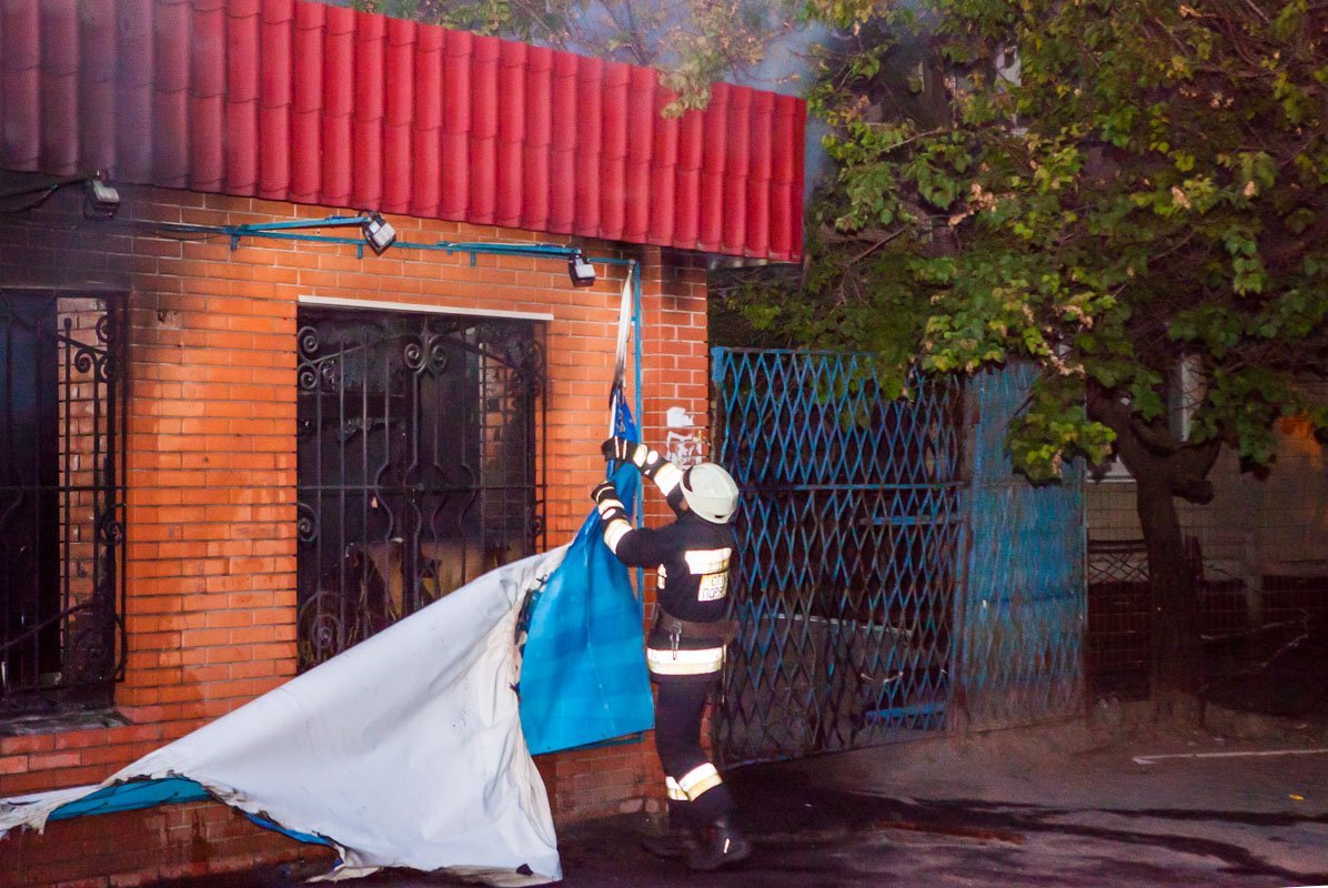 За последние несколько дней это уже 4-й случай поджога интернет-цента За последние несколько дней это уже 4-й случай поджога интернет-цента