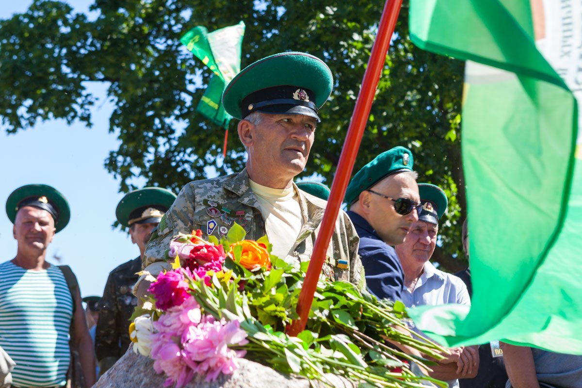 Многие пограничники утверждали, что не принимают новую дату