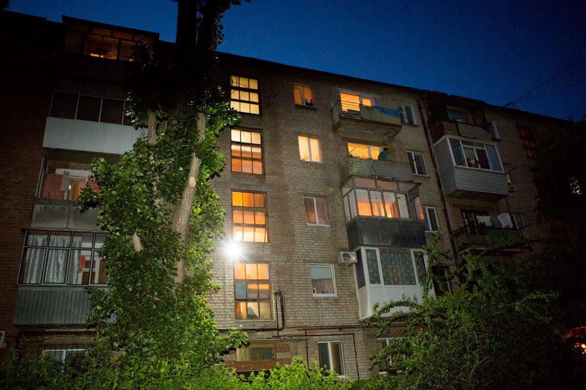 На вызов для выяснения обстоятельств приехала следственно-оперативная группа На вызов для выяснения обстоятельств приехала следственно-оперативная группа