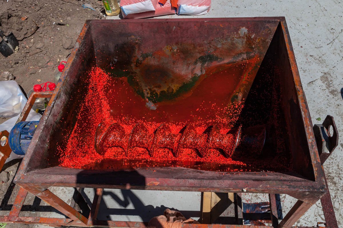 Резиновая крошка для нового покрытия парка