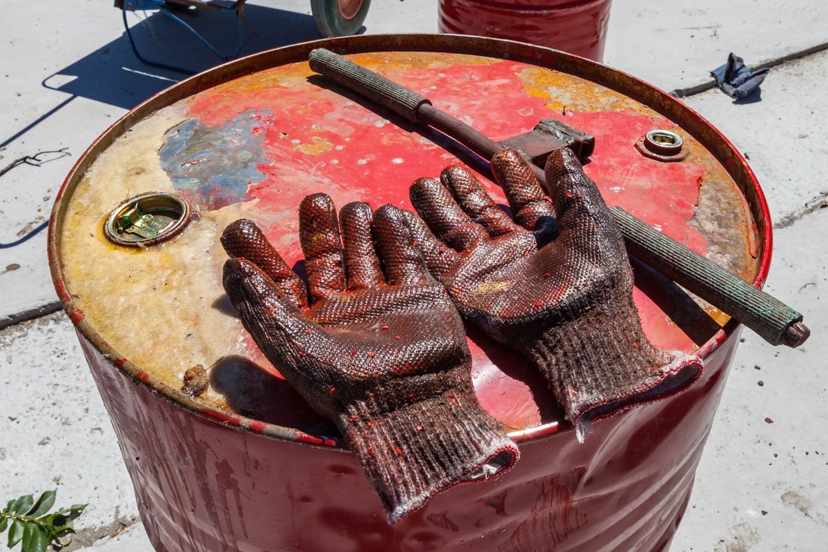 Решающую роль в работе играет не всегда материал, но всегда мастер