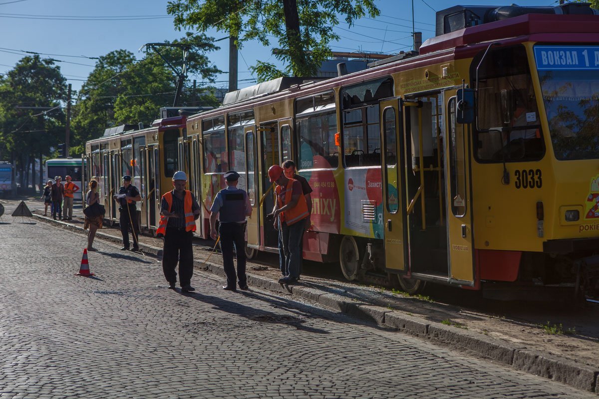 Движение электротранспорта временно остановлено