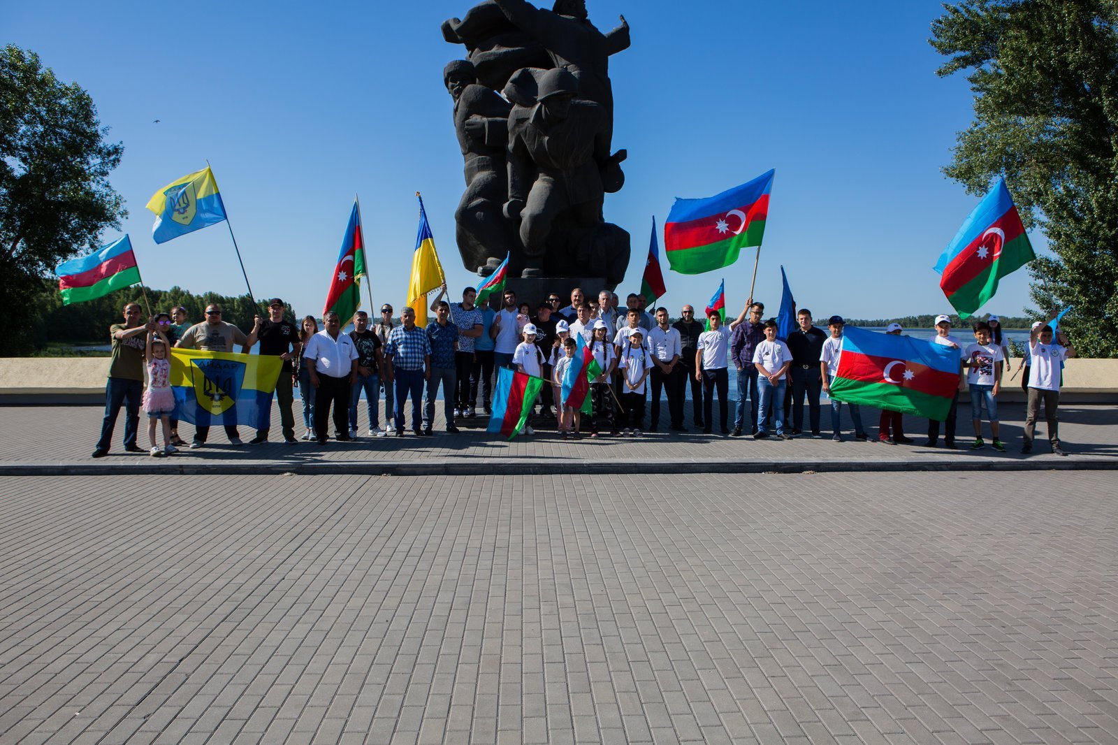 В Днепре с размахом отметили 100-летие Азербайджанской Демократической Республики 5