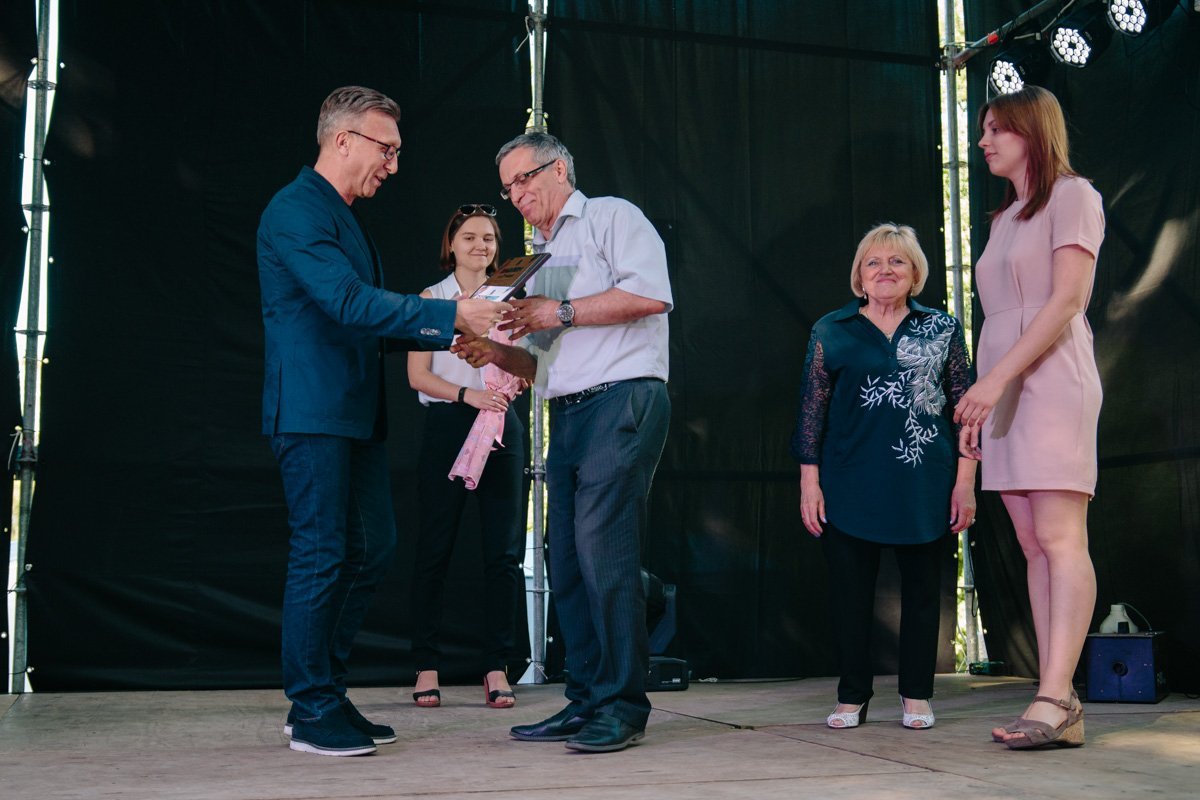 Александр Шикуленко награждает призеров Александр Шикуленко награждает призеров