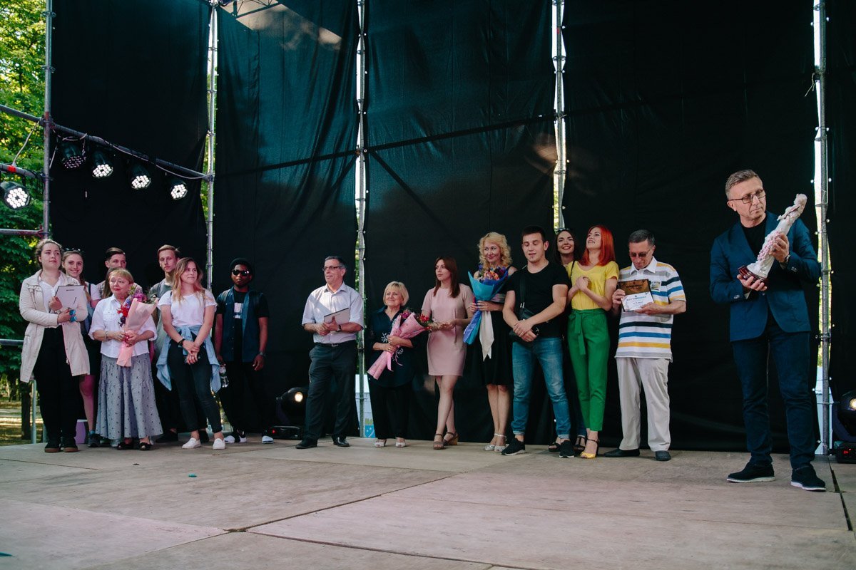 Победителем, который получил переходящий приз - статуэтку гран-при фестиваля, стал ДГУВД Победителем, который получил переходящий приз - статуэтку гран-при фестиваля, стал ДГУВД