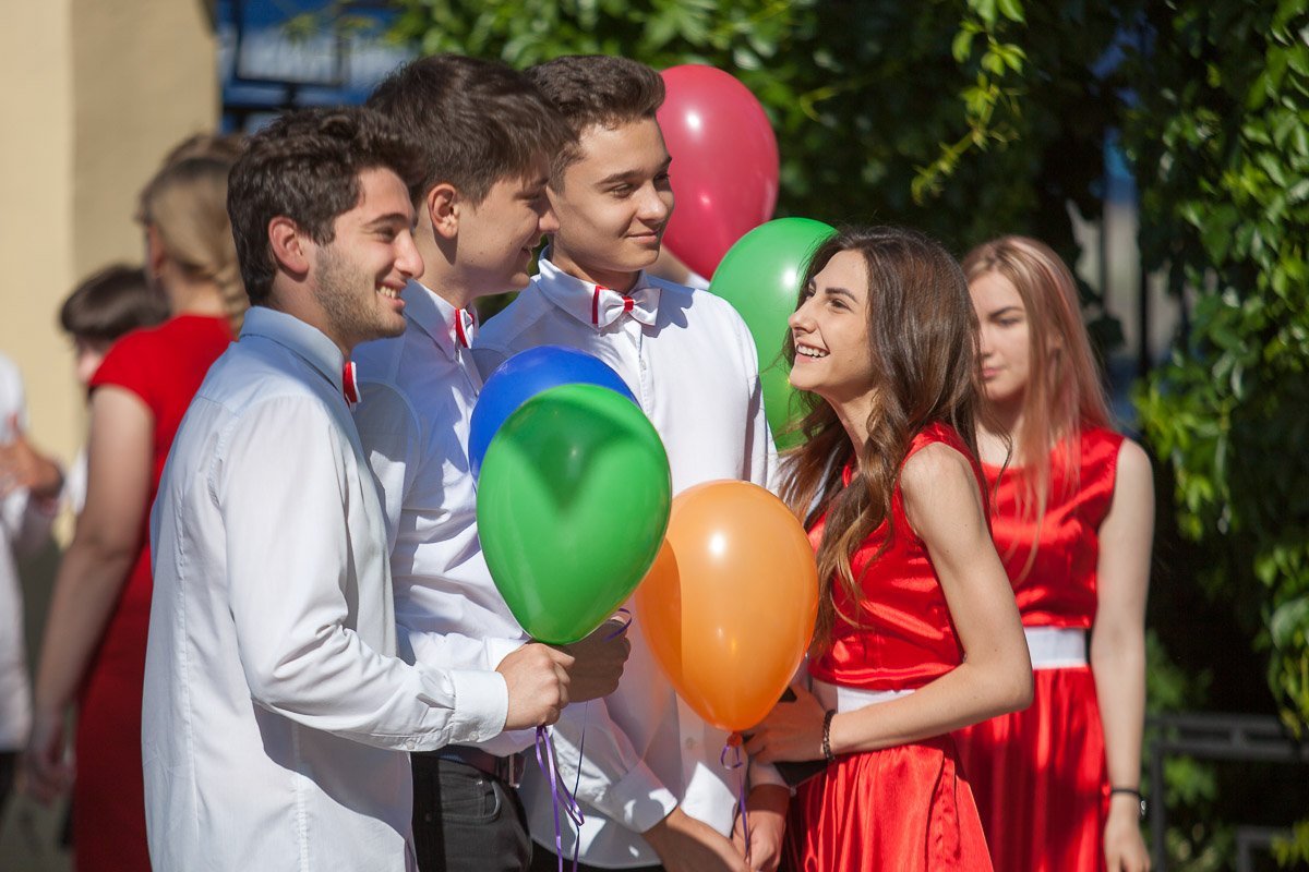 Последний звонок - светлый праздник