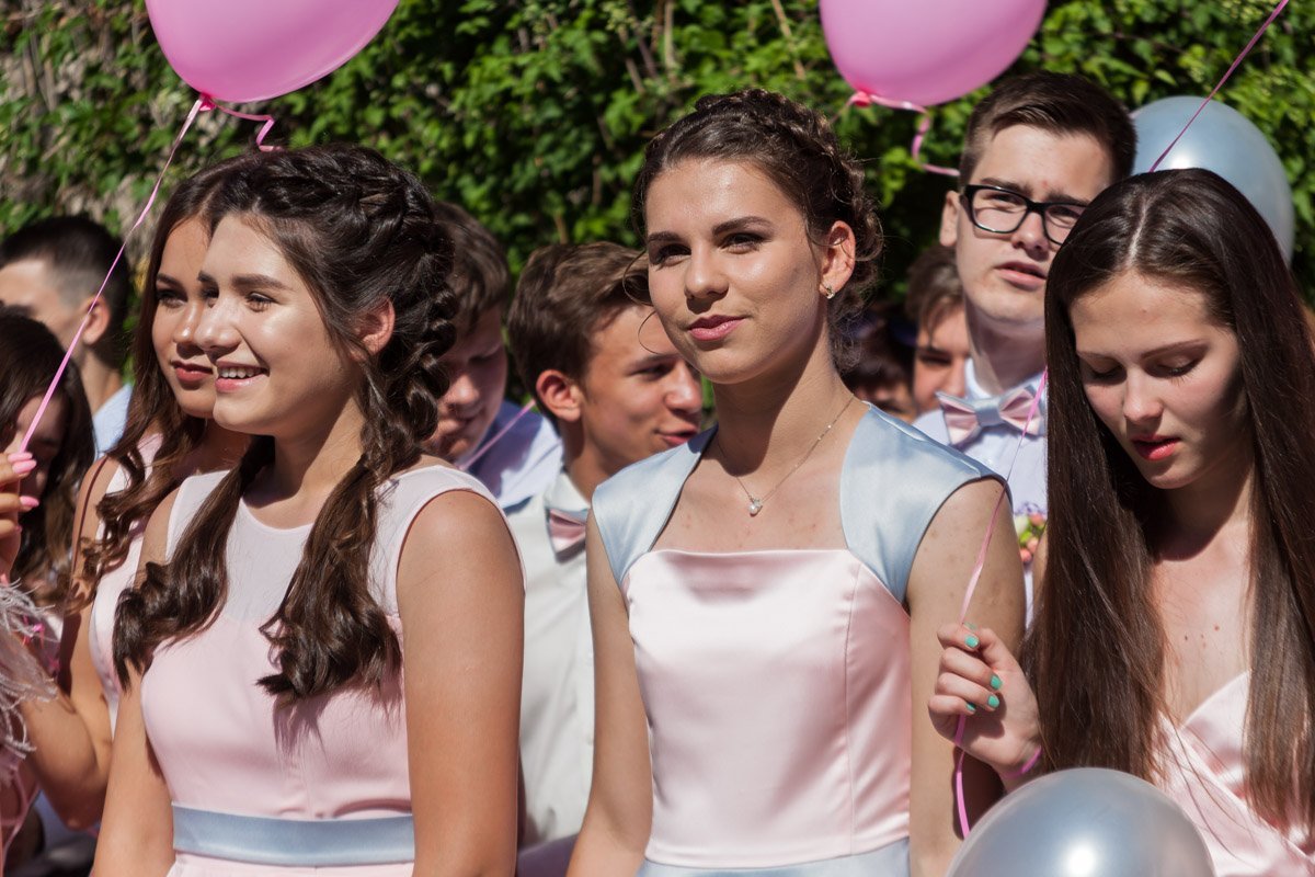 В воздухе витает атмосфера праздника