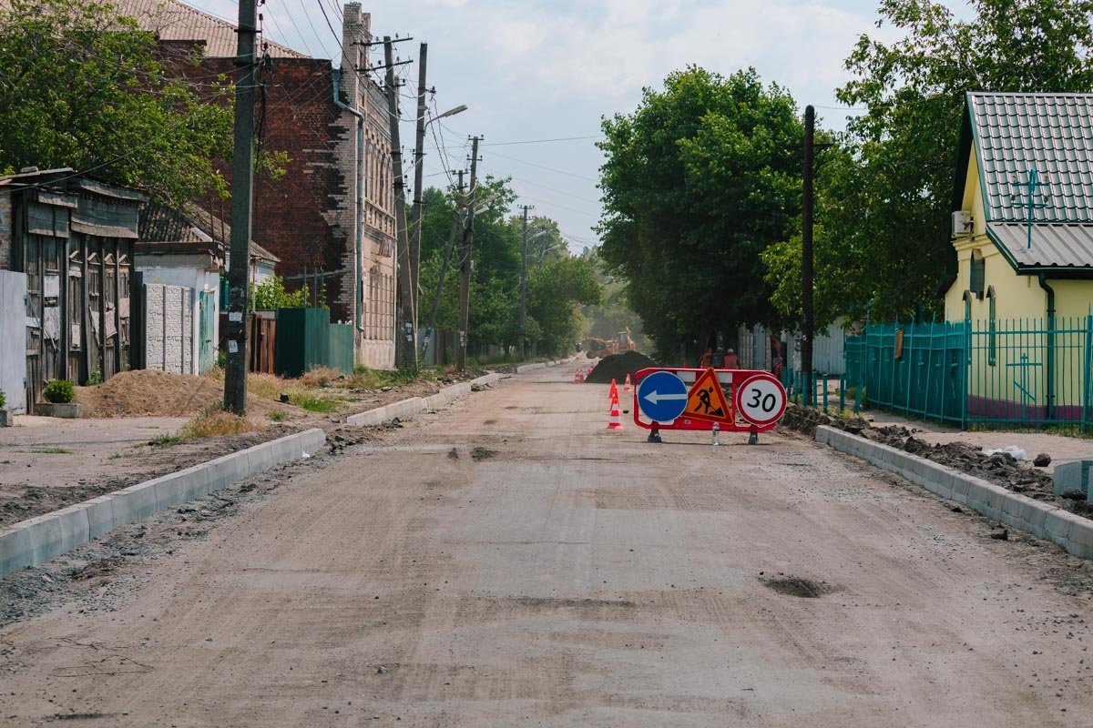 На улице Желябова ремонтные работы в самом разгаре На улице Желябова ремонтные работы в самом разгаре