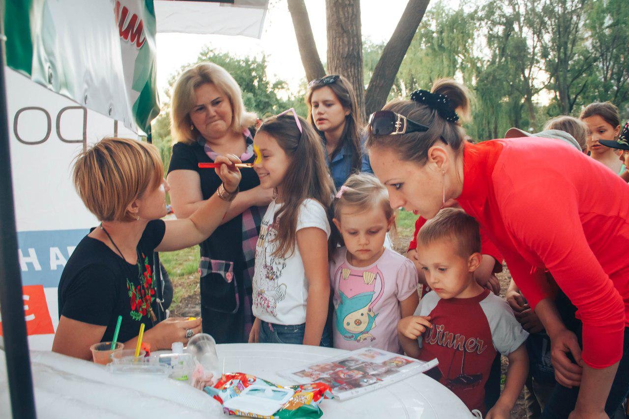 Фейерверк эмоций и заряд оптимизма: как в Днепре отметили День Солнечного 3