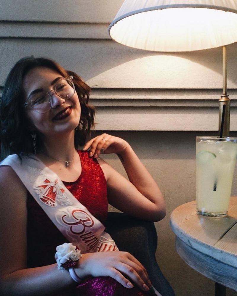 Школьные годы пролетают очень быстро, но память о них остается на всю жизнь