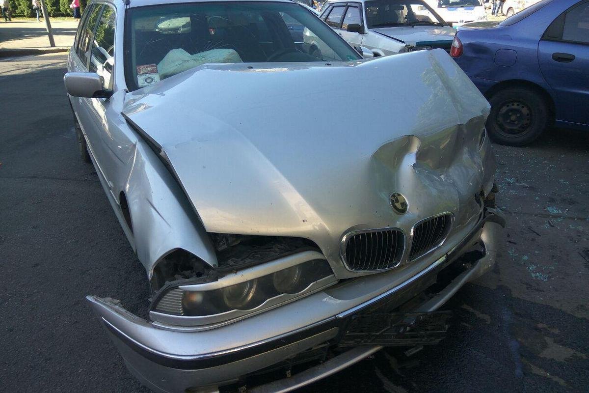 Повреждения BMW Повреждения BMW