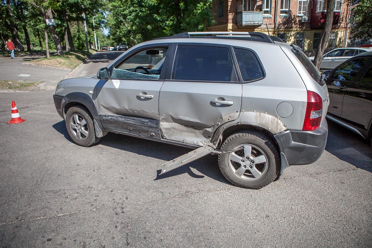 Движение транспорта на данном участке дороги не затруднено 