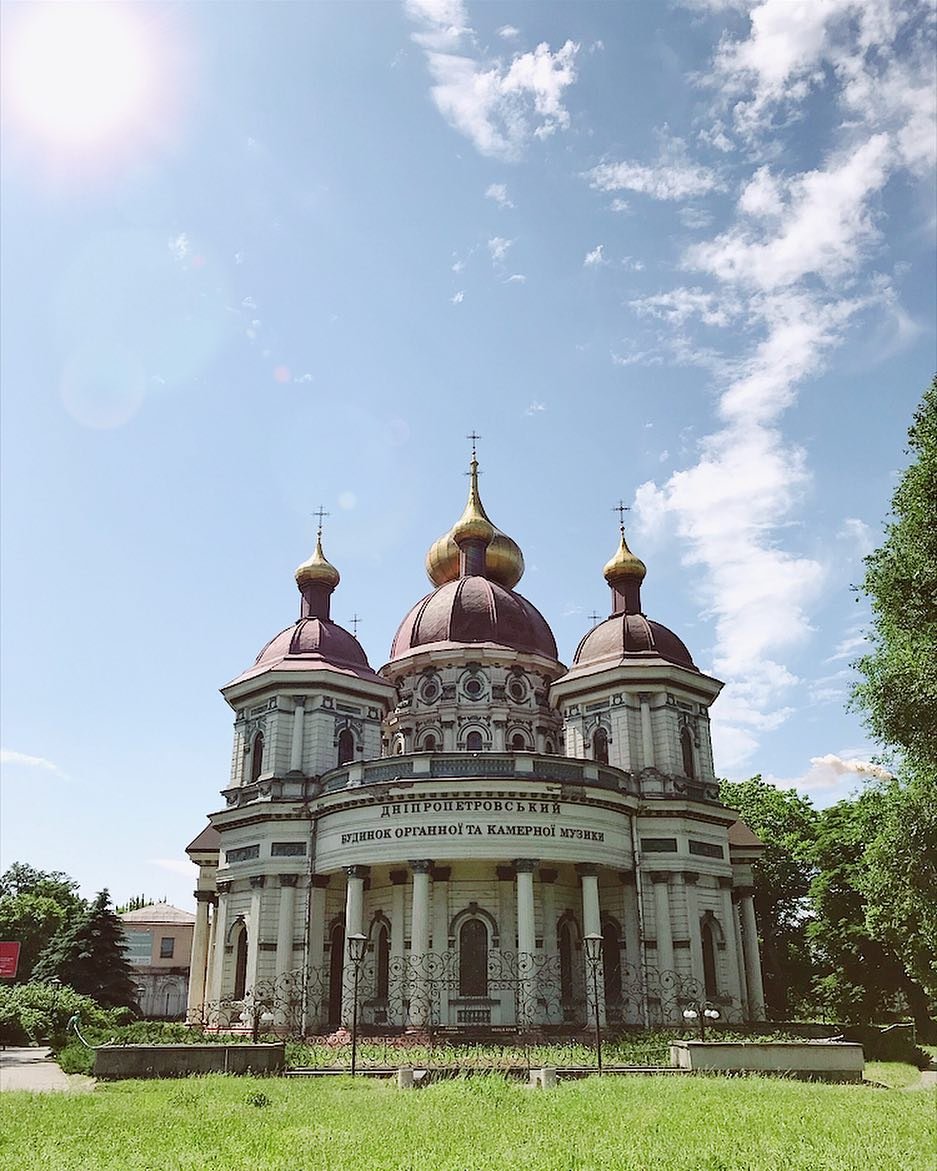 Роскошь среди промышленной зоны. Фото: alonjasha