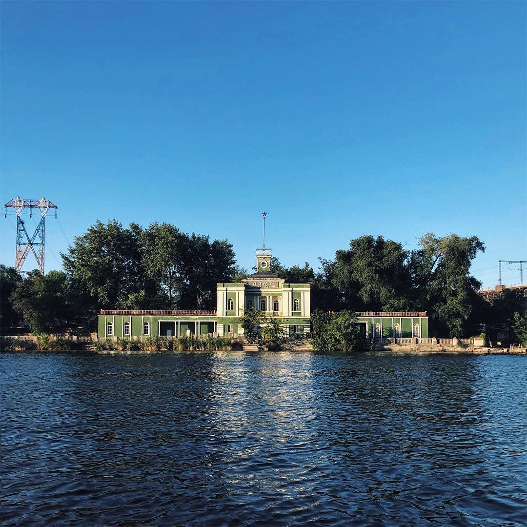 Хранитель истории Днепра. Фото: war666beast