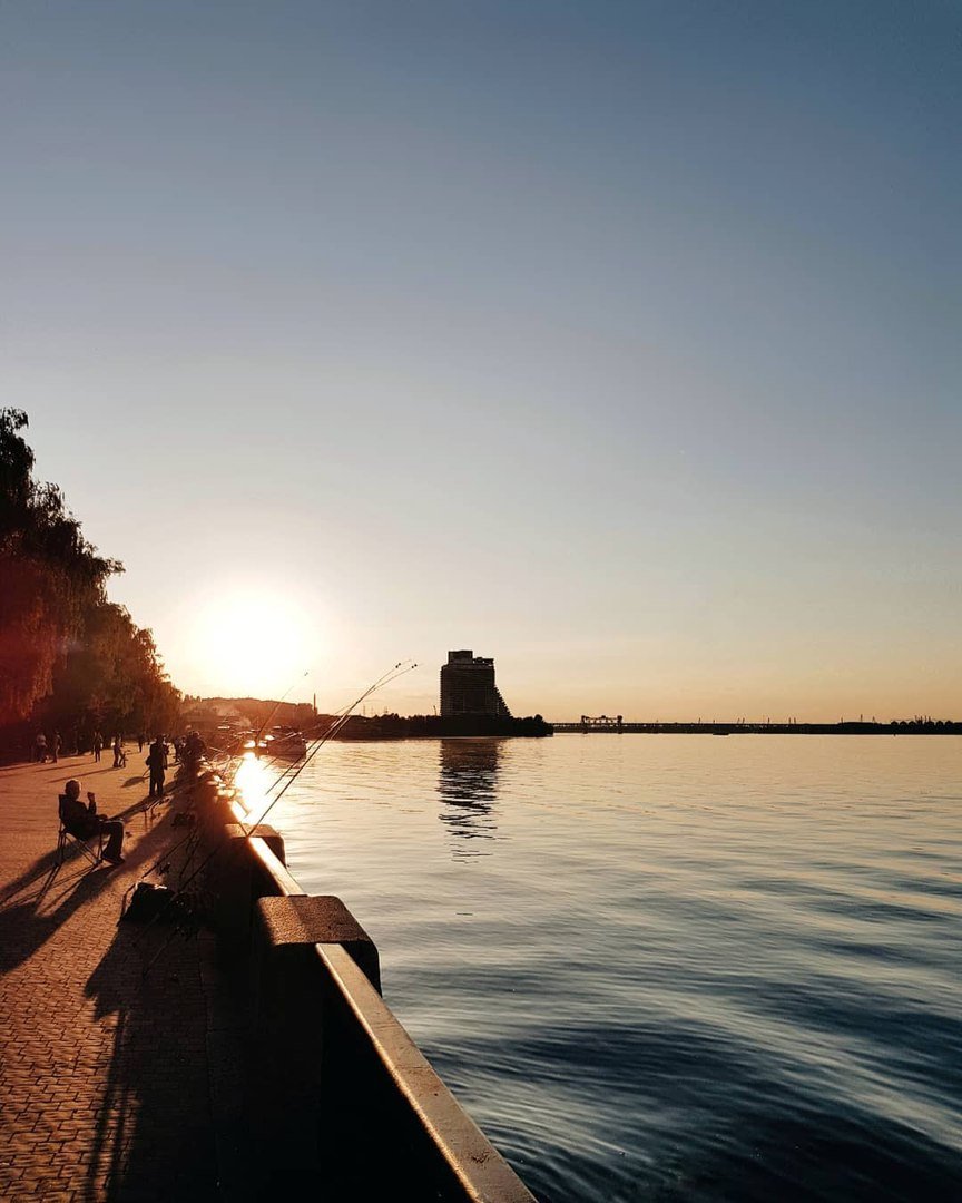 Настало время невероятно красивых закатов. Фото: robbylokamp
