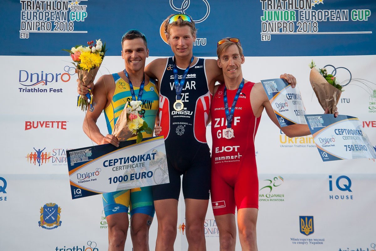 Победа закаляет дух и тело! Победа закаляет дух и тело!