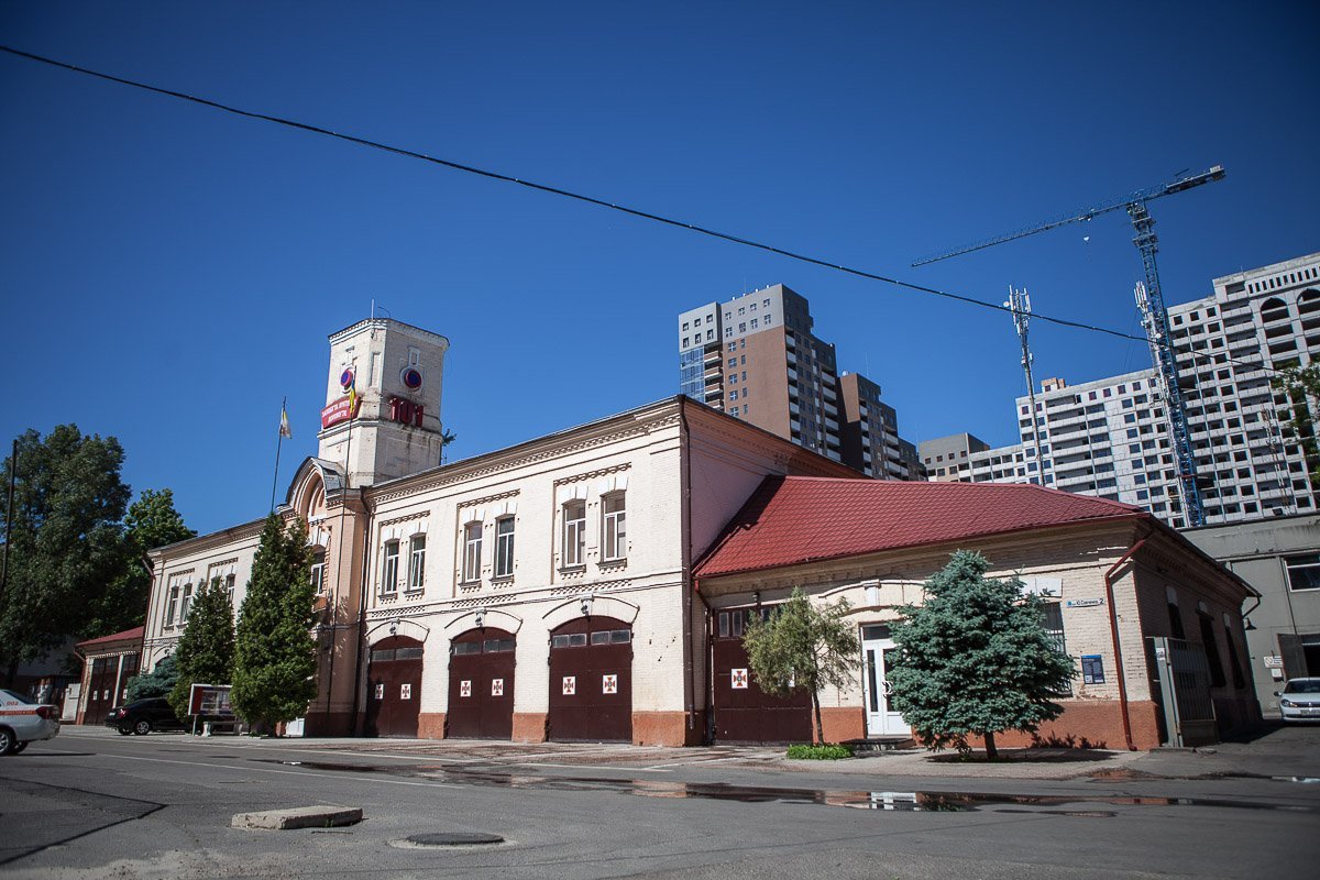 Строение до сих пор выполняет свою первоначальную функцию и является базой для пожарных Строение до сих пор выполняет свою первоначальную функцию и является базой для пожарных