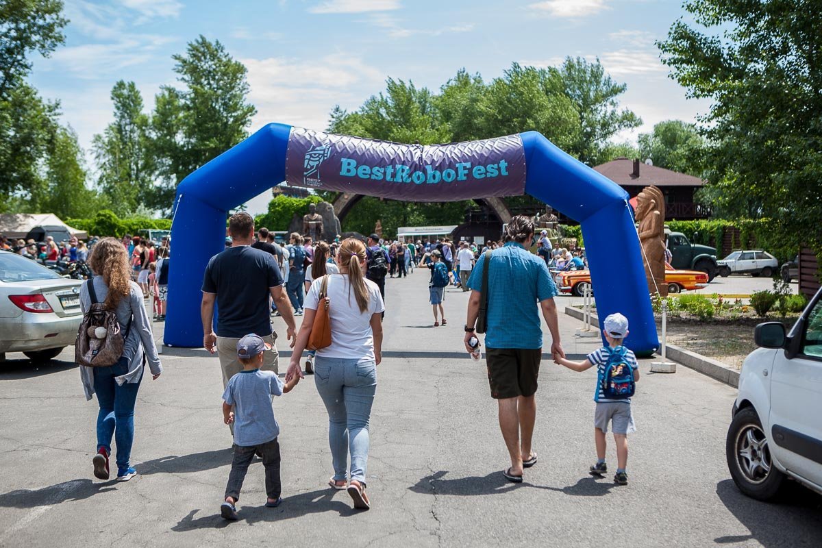 2-3 июня в Днепре проходил фестиваль инноваций и робототехники Best Robo Fest 2-3 июня в Днепре проходил фестиваль инноваций и робототехники Best Robo Fest
