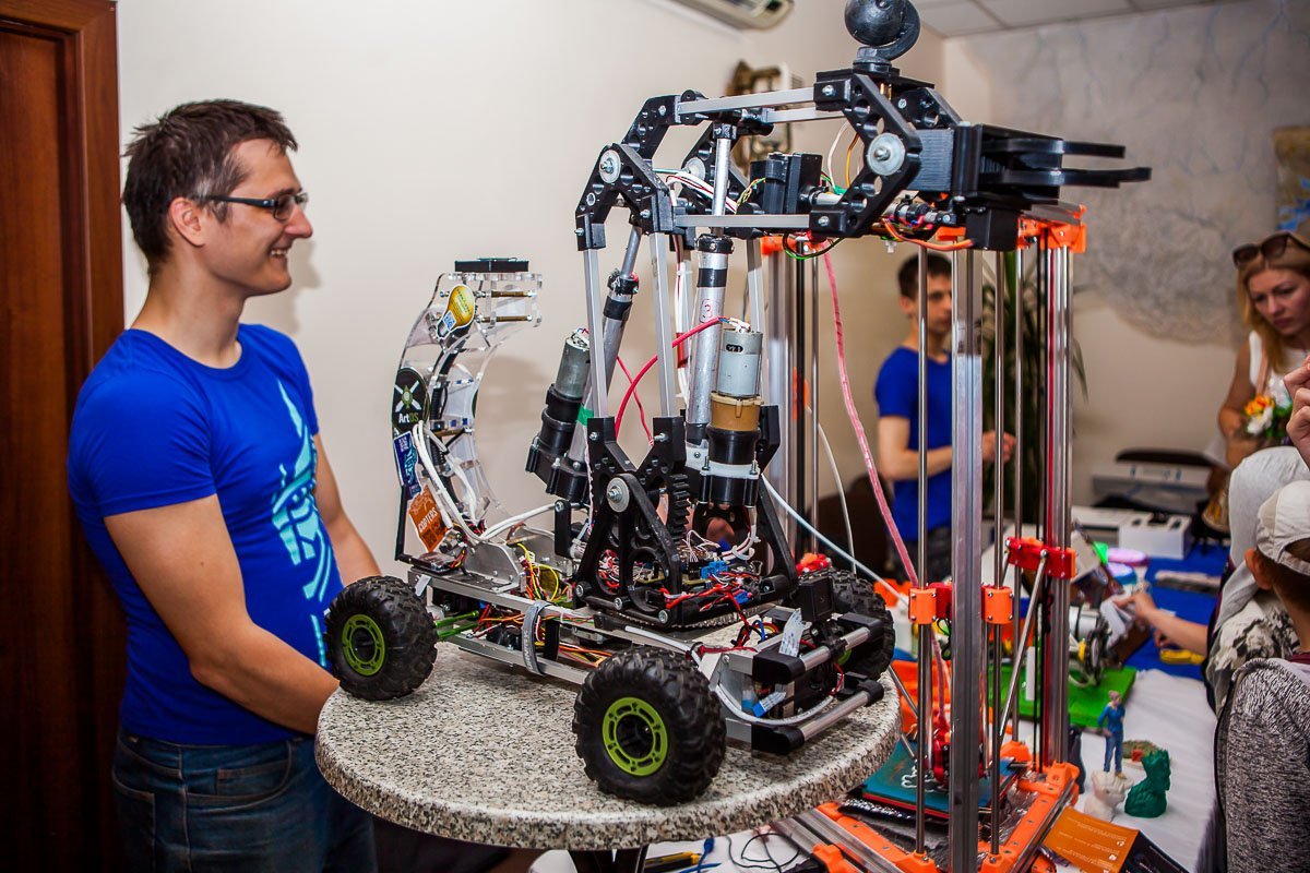 Организатором самого масштабного техно-шоу в Украине является ассоциация Noosphere Организатором самого масштабного техно-шоу в Украине является ассоциация Noosphere