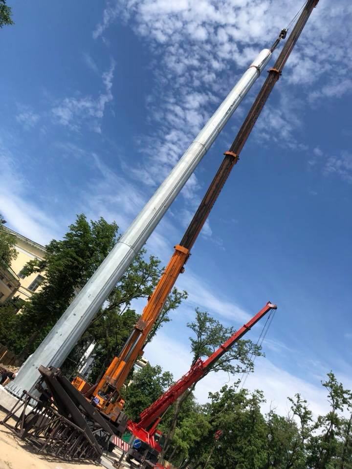 Высота флагштока составит 72 метра Высота флагштока составит 72 метра