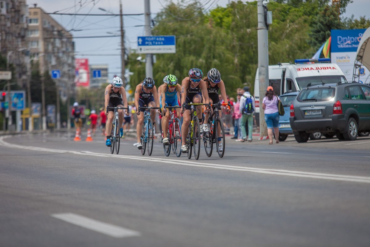 Медики наблюдали за здоровьем спортсменов Медики наблюдали за здоровьем спортсменов