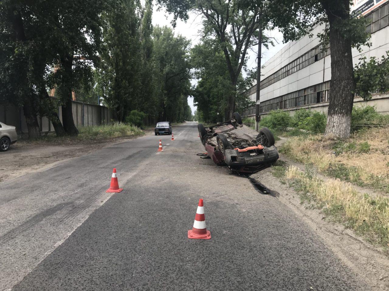 На Гаванской перевернулся Москвич На Гаванской перевернулся Москвич
